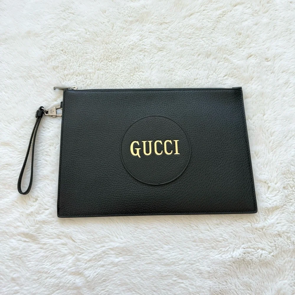NWT!!! Gucci unisex black clutch Authentic Retail 895$